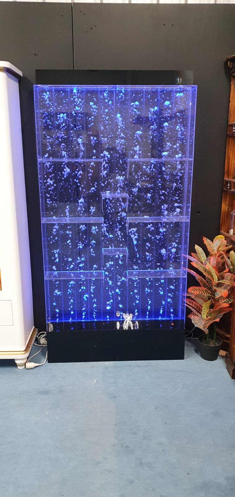 LED Bubble Cocktail Bar Cabinet