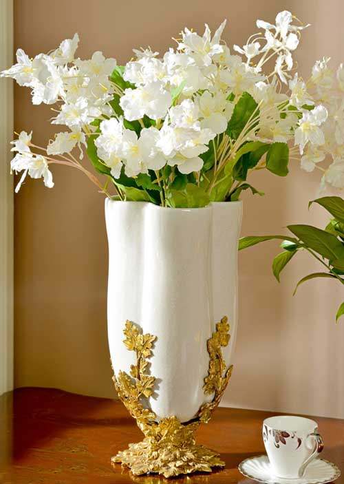 Cream Antique Brass Ceramic Vase